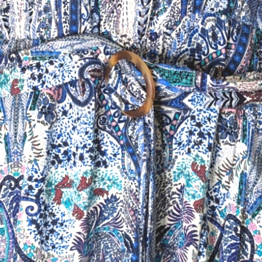 T Tahari Stripe Belted Shirt dress In Blue Paisley Print...Size 2X - Picture 7 of 7